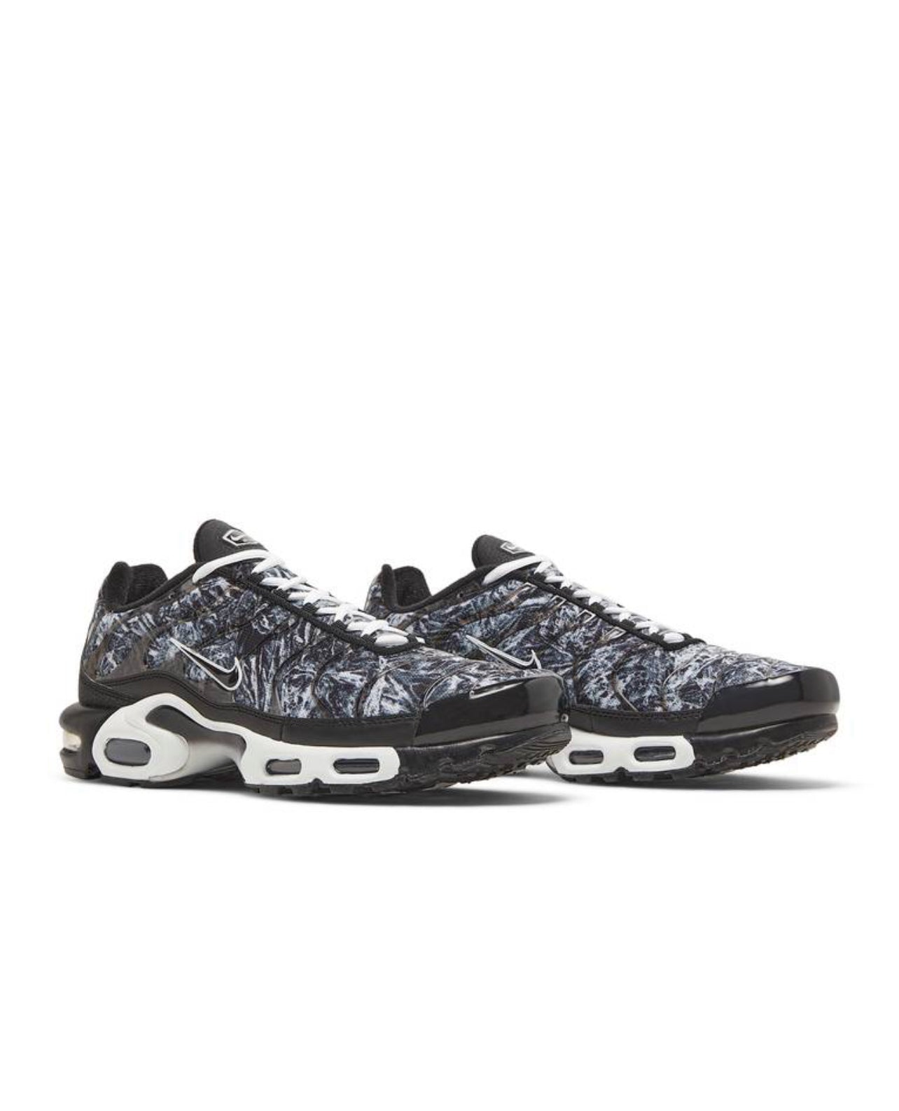 Nike Air Max Plus Grey & Black