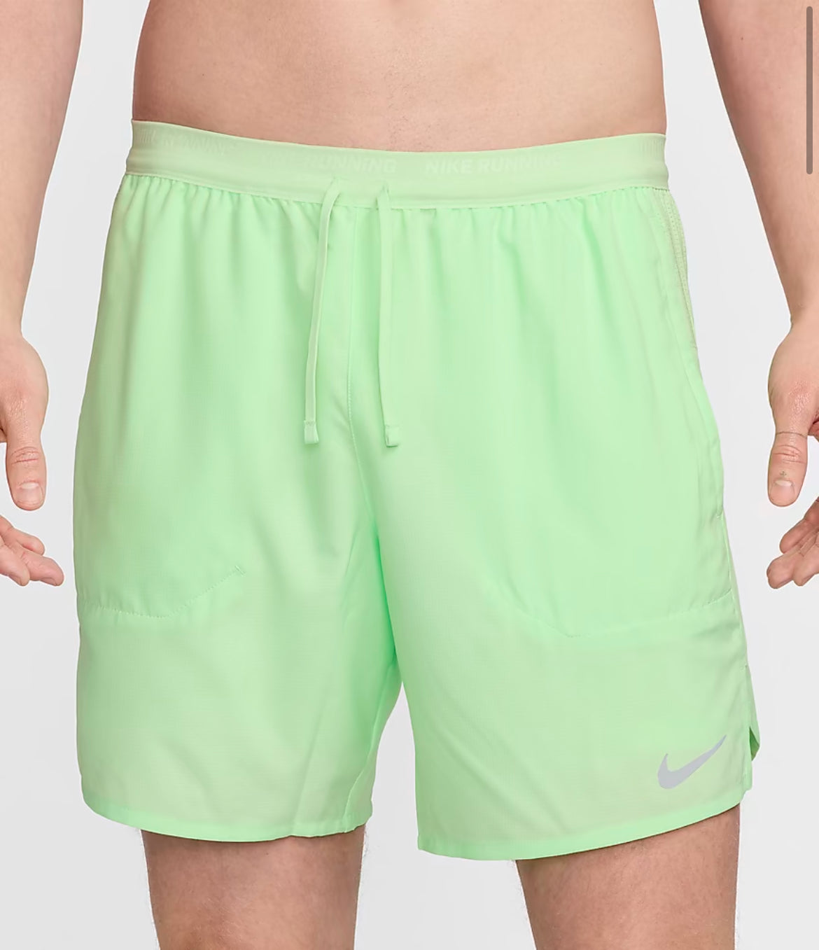 Short Running Nike Green Pale